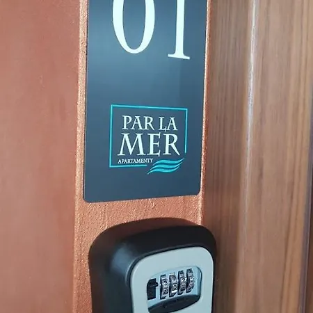 Uroczy Happy 01 Z Widokowym Tarasen Na Dachu - Tuż Przy Plaży !!! Apartament *